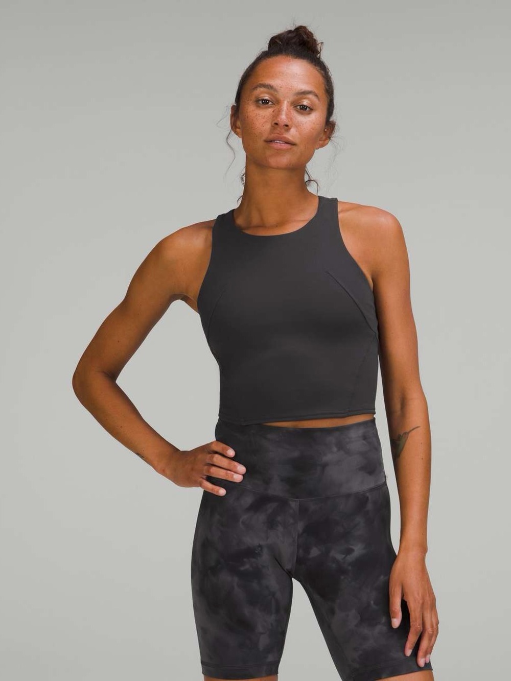 Lululemon Invigorate Training Tank Top
Graphite Grey